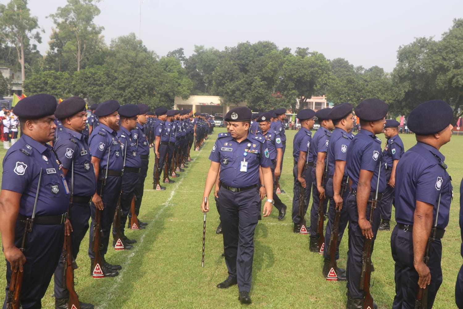 পুলিশ সুপার মহোদয় কর্তৃক জেলা পুলিশের মাস্টার প্যারেড পরিদর্শন